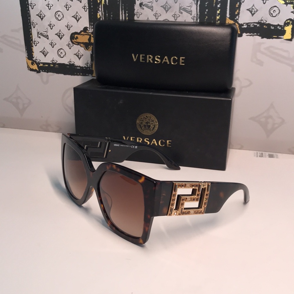 NEW AUTHENTIC Versace Tortoise Shell Sunglasses VE4402 8788 - Picture 3 of 16